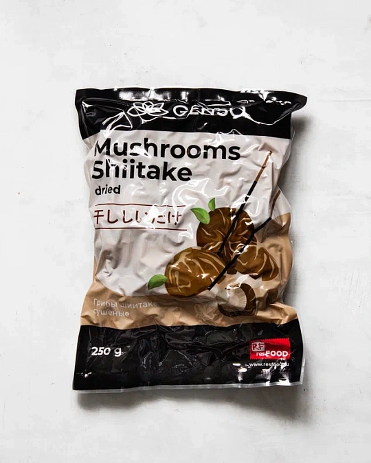  Грибы сушеные SHIITAKE.