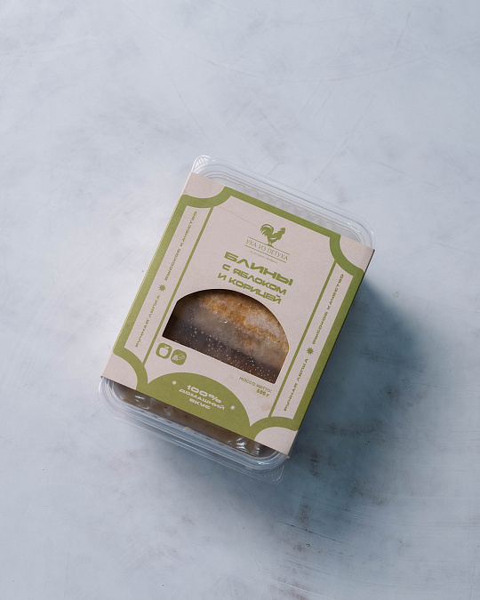 Блины с яблоком и корицей